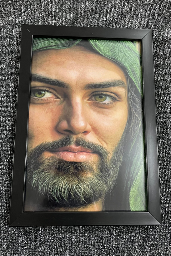 قاب عکس تمثال امام حسین(ع)