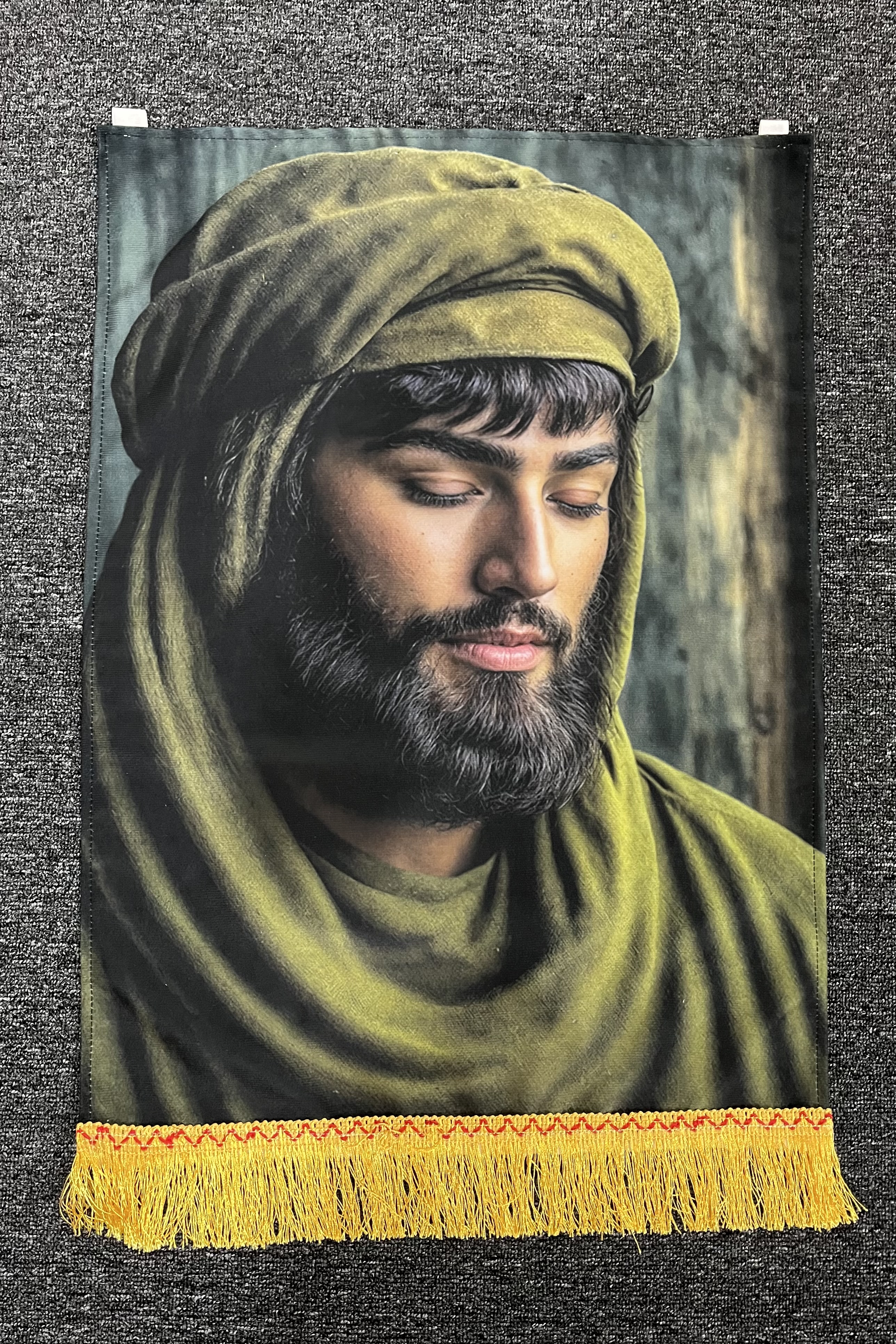 تمثال مخمل حضرت علی اکبر(ع)